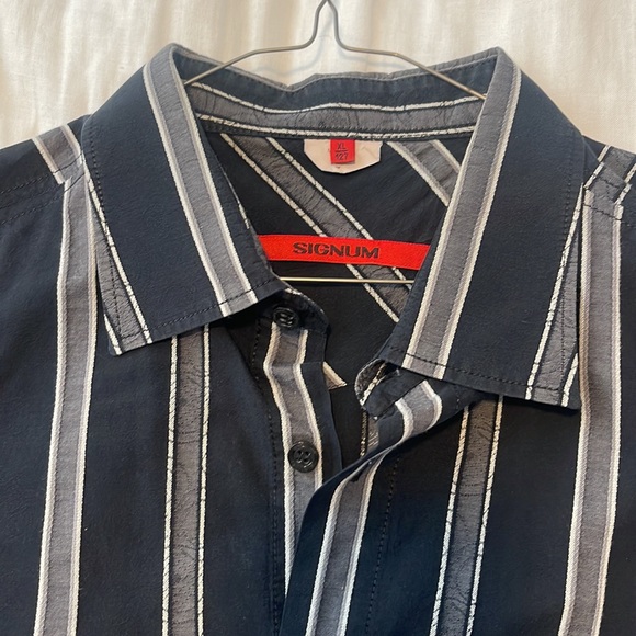 Signum mens button down short sleeve collared shirt - Picture 2 of 3